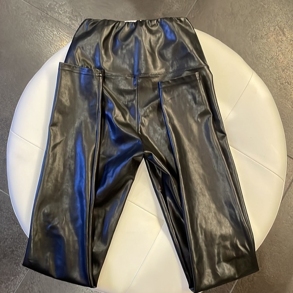 Aritzia Wilfred Daria Pants - Picture 3 of 6